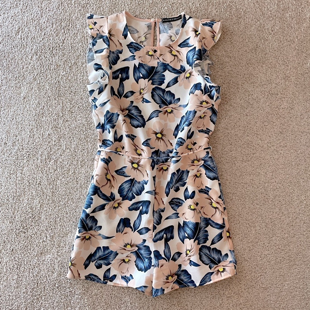 Harlowe & Graham women’s romper ruffle sleeveless shorts white blue floral XS